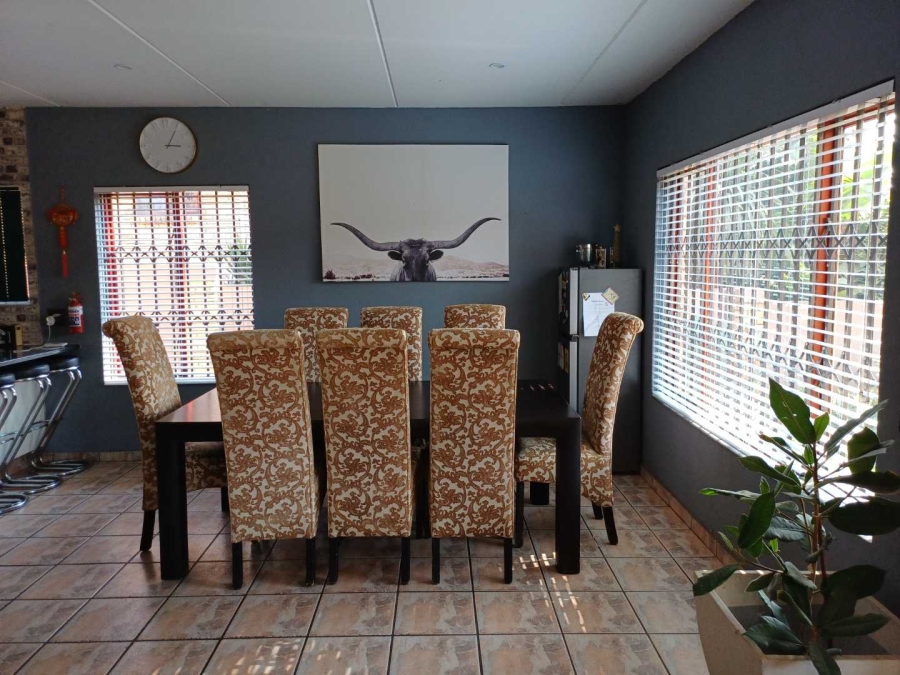 To Let 3 Bedroom Property for Rent in Ruimsig Gauteng