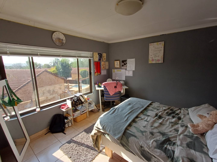 To Let 3 Bedroom Property for Rent in Ruimsig Gauteng