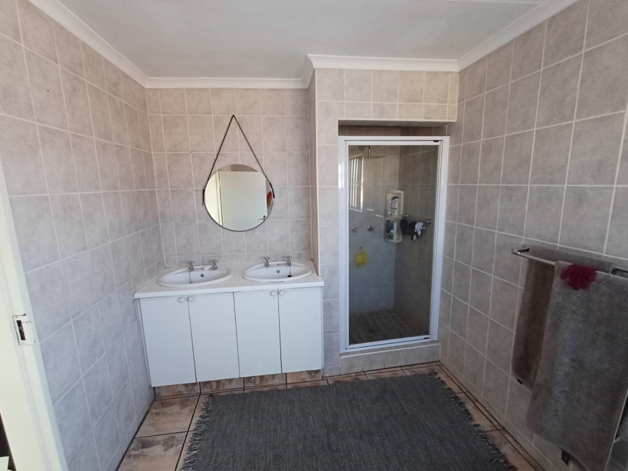 To Let 3 Bedroom Property for Rent in Ruimsig Gauteng