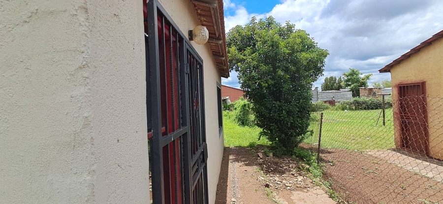 2 Bedroom Property for Sale in Soshanguve South Gauteng