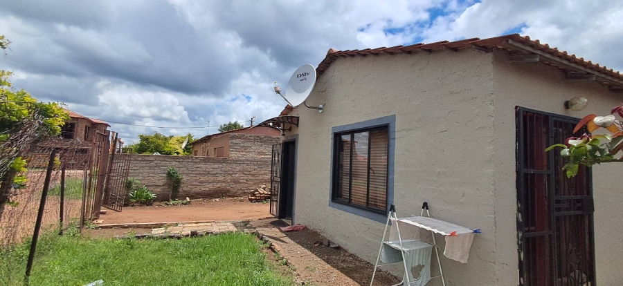 2 Bedroom Property for Sale in Soshanguve South Gauteng