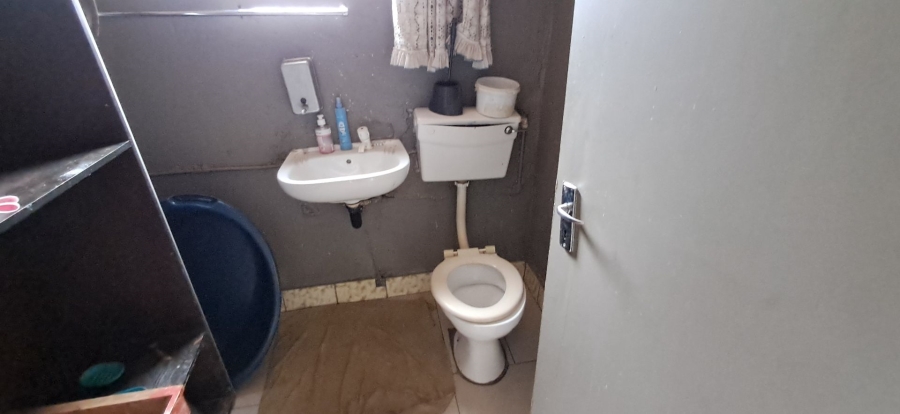 2 Bedroom Property for Sale in Soshanguve South Gauteng