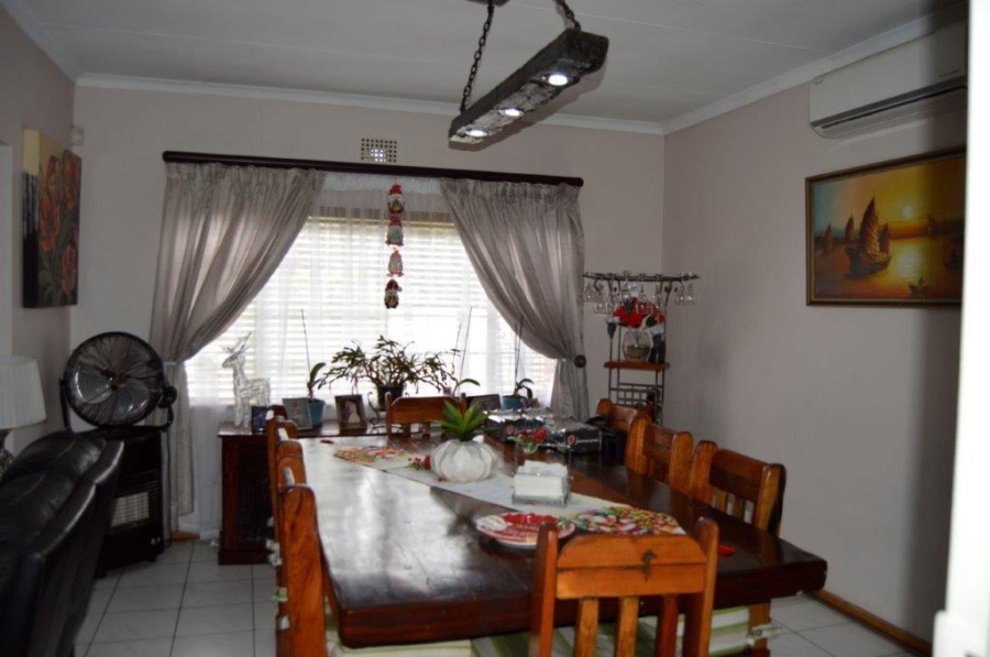 4 Bedroom Property for Sale in Esther Park Gauteng