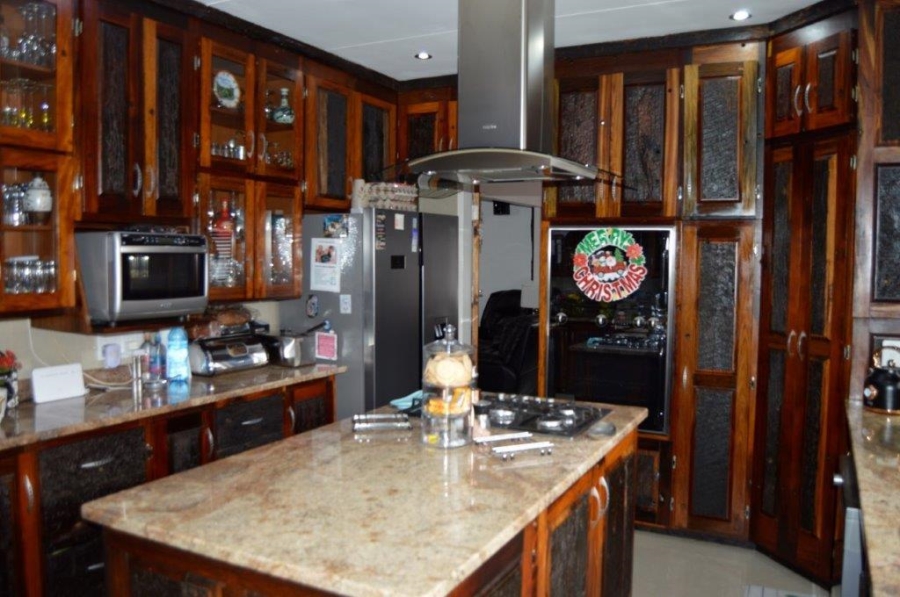 4 Bedroom Property for Sale in Esther Park Gauteng