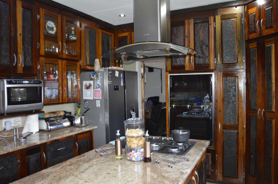 4 Bedroom Property for Sale in Esther Park Gauteng