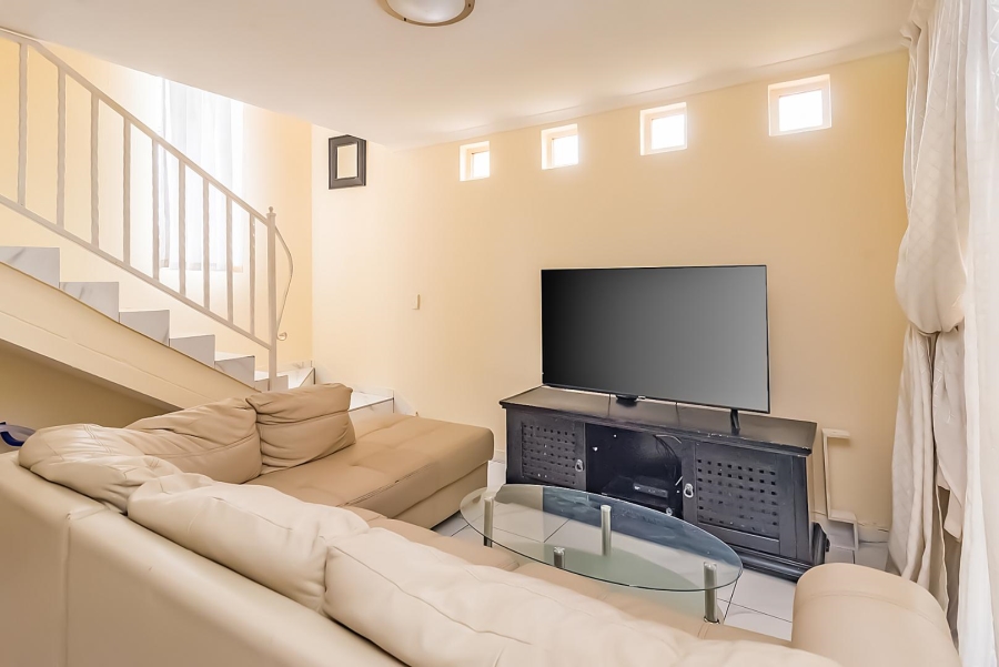 3 Bedroom Property for Sale in Willowbrook Gauteng