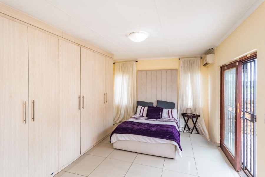 3 Bedroom Property for Sale in Willowbrook Gauteng