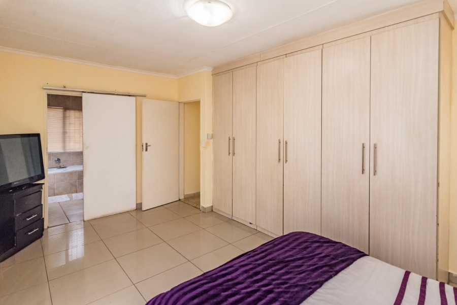 3 Bedroom Property for Sale in Willowbrook Gauteng