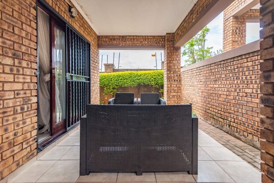 3 Bedroom Property for Sale in Willowbrook Gauteng