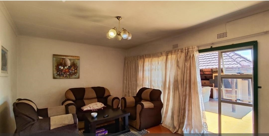 3 Bedroom Property for Sale in Birch Acres Gauteng