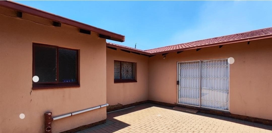 3 Bedroom Property for Sale in Birch Acres Gauteng