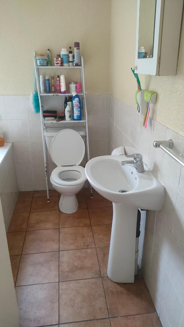 3 Bedroom Property for Sale in Wilgeheuwel Gauteng