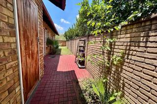 3 Bedroom Property for Sale in Equestria Gauteng