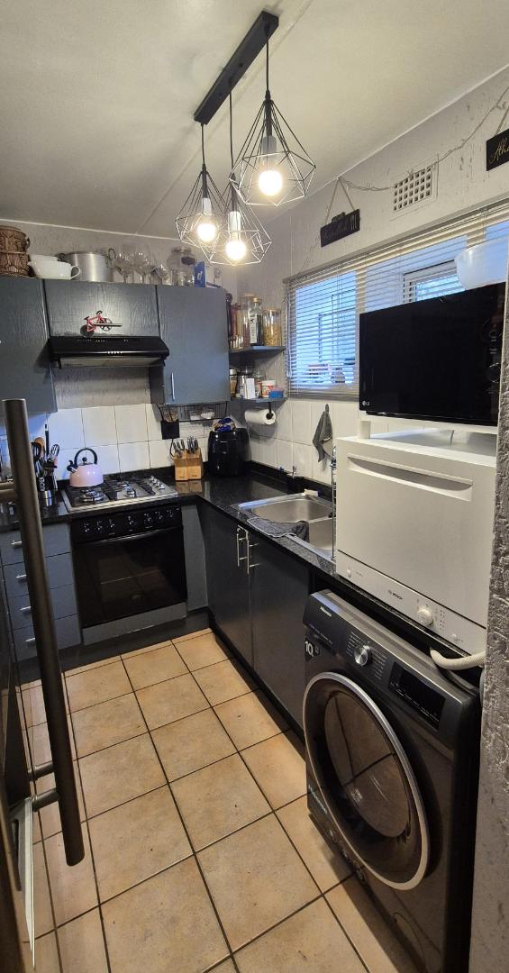 2 Bedroom Property for Sale in Winchester Hills Gauteng