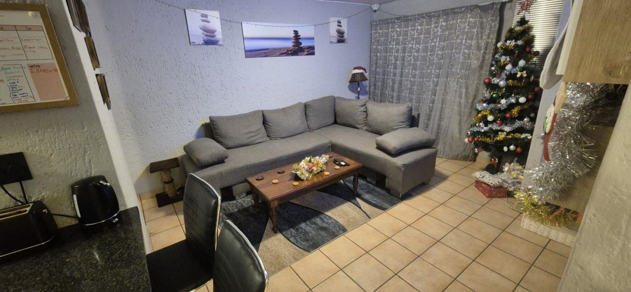 2 Bedroom Property for Sale in Winchester Hills Gauteng