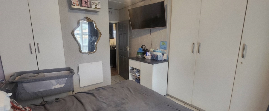 2 Bedroom Property for Sale in Winchester Hills Gauteng