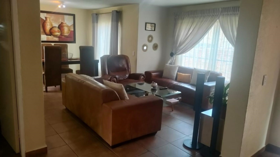 To Let 3 Bedroom Property for Rent in Wilgeheuwel Gauteng