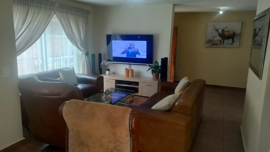 To Let 3 Bedroom Property for Rent in Wilgeheuwel Gauteng