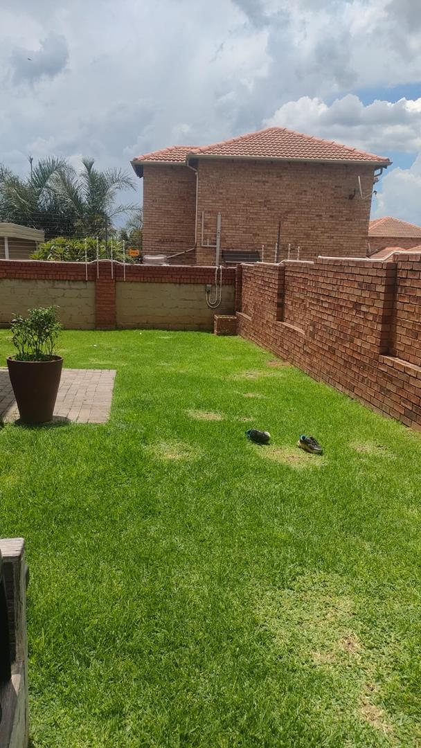 To Let 3 Bedroom Property for Rent in Wilgeheuwel Gauteng
