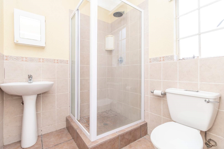 3 Bedroom Property for Sale in Wilgeheuwel Gauteng