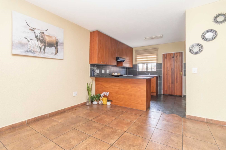 3 Bedroom Property for Sale in Wilgeheuwel Gauteng