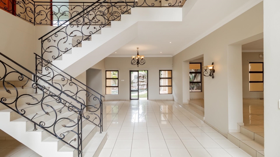 5 Bedroom Property for Sale in Kyalami Gauteng