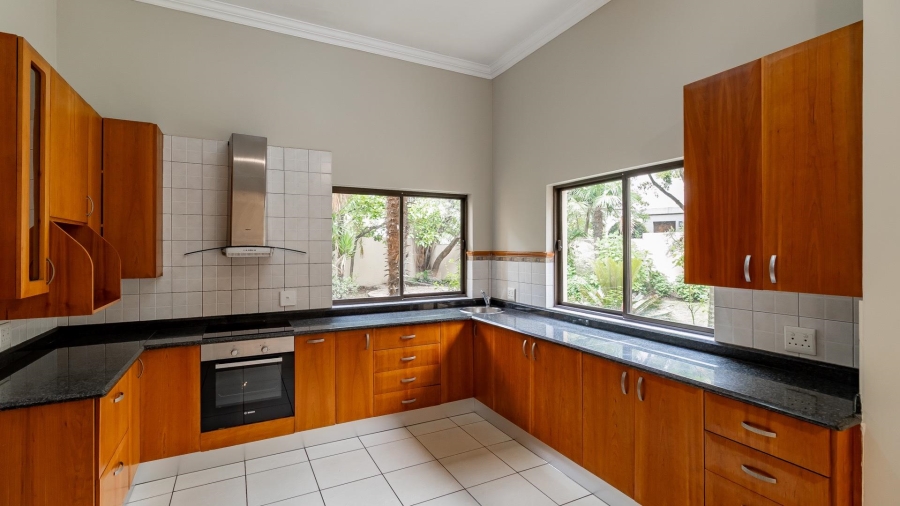 5 Bedroom Property for Sale in Kyalami Gauteng