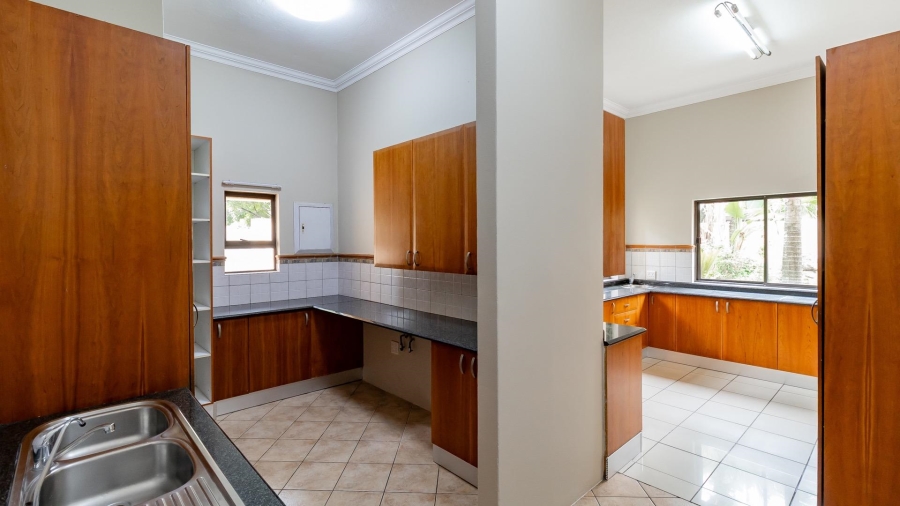 5 Bedroom Property for Sale in Kyalami Gauteng