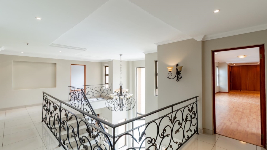 5 Bedroom Property for Sale in Kyalami Gauteng