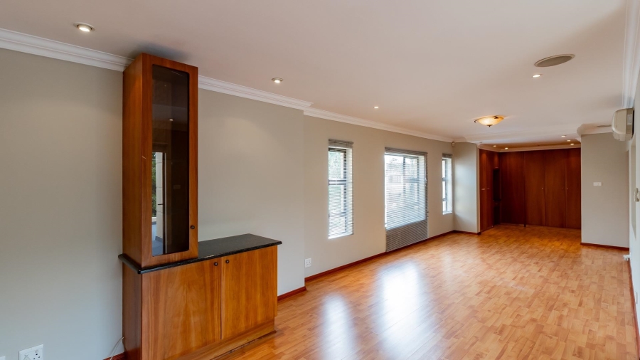 5 Bedroom Property for Sale in Kyalami Gauteng