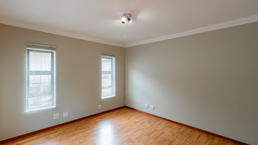 5 Bedroom Property for Sale in Kyalami Gauteng