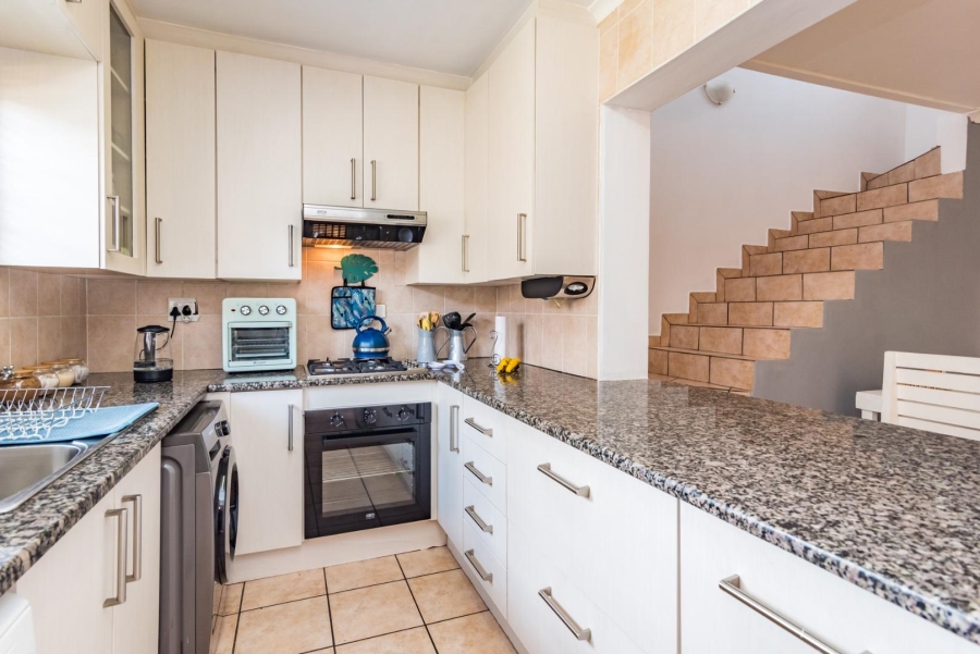 4 Bedroom Property for Sale in Ruimsig Gauteng