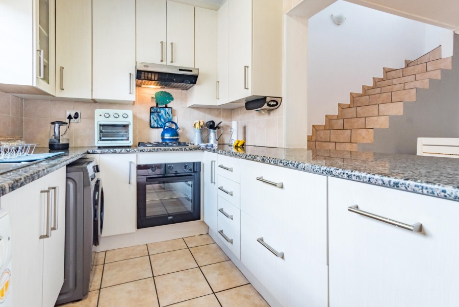 4 Bedroom Property for Sale in Ruimsig Gauteng