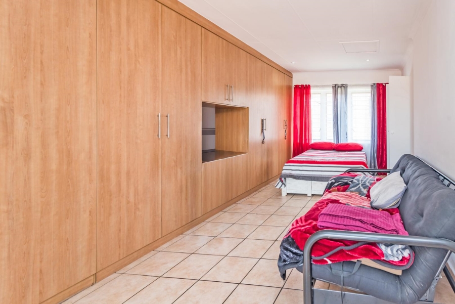 4 Bedroom Property for Sale in Ruimsig Gauteng