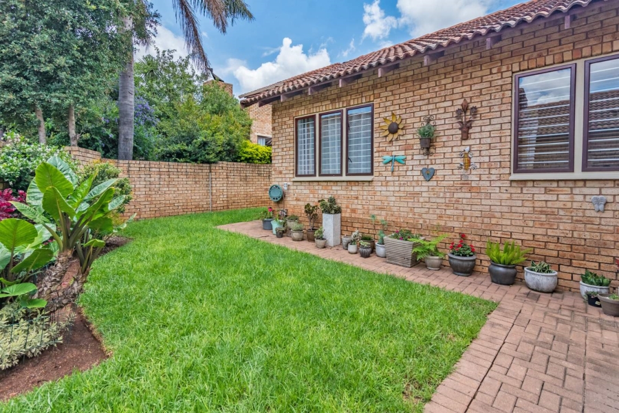 4 Bedroom Property for Sale in Ruimsig Gauteng