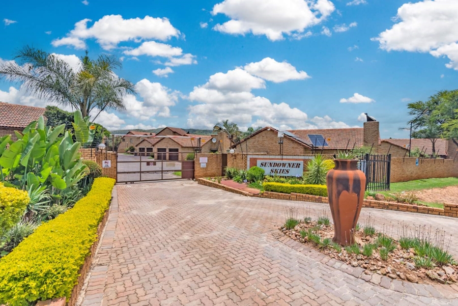 4 Bedroom Property for Sale in Ruimsig Gauteng