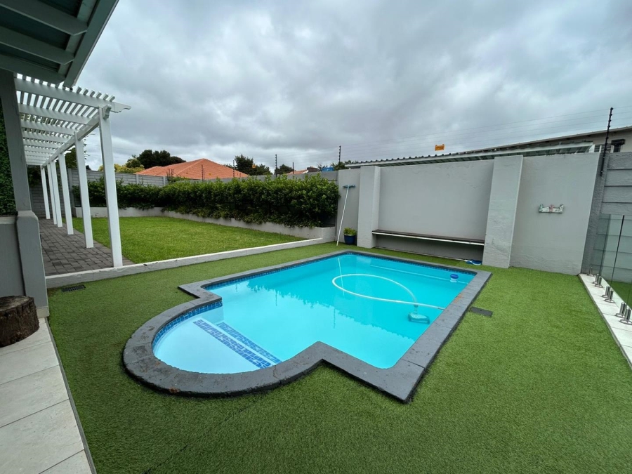 4 Bedroom Property for Sale in Rynfield Gauteng