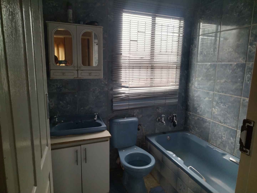 3 Bedroom Property for Sale in Soshanguve BB Gauteng