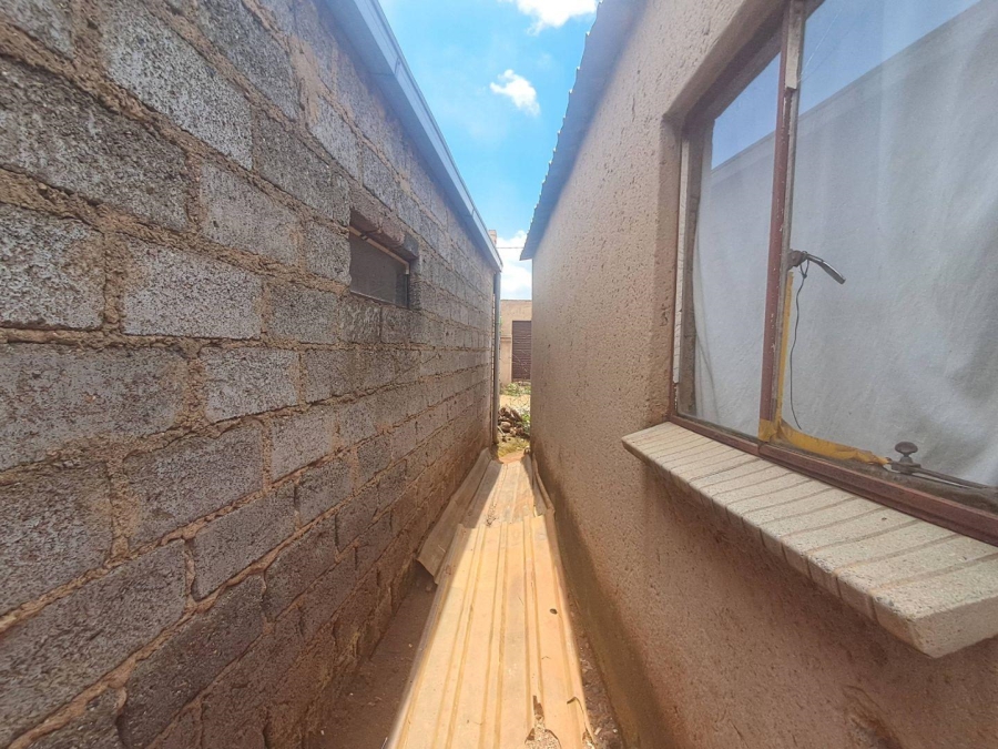2 Bedroom Property for Sale in Tembisa Gauteng