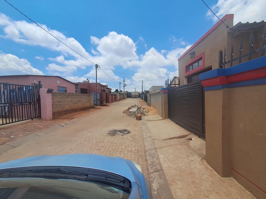 2 Bedroom Property for Sale in Tembisa Gauteng