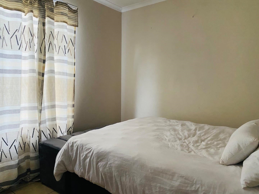 To Let 3 Bedroom Property for Rent in Sky City Gauteng