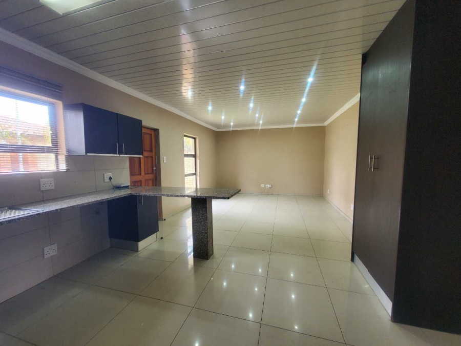 3 Bedroom Property for Sale in Groblerpark Gauteng
