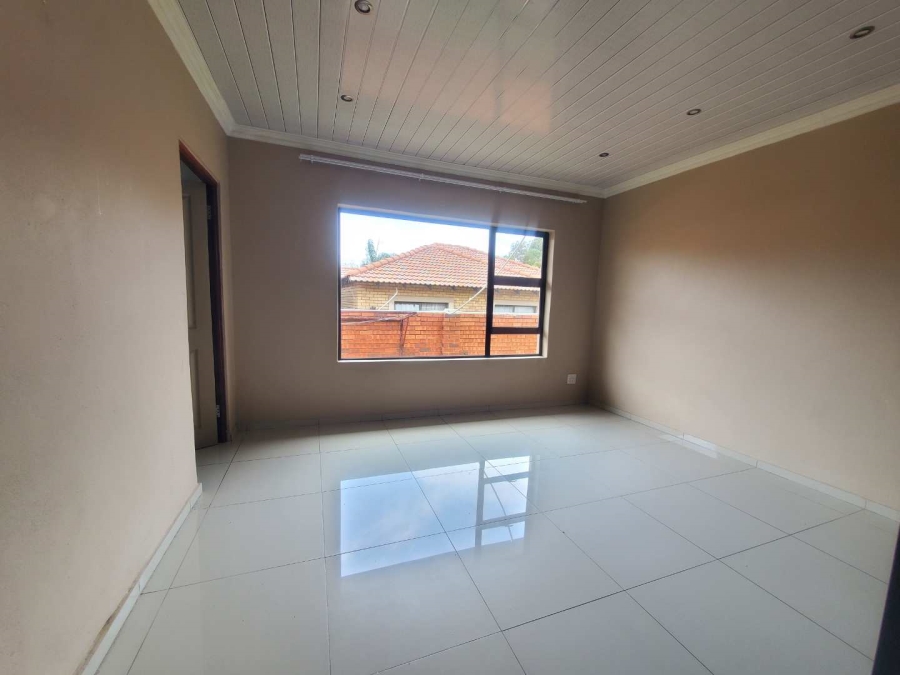 3 Bedroom Property for Sale in Groblerpark Gauteng