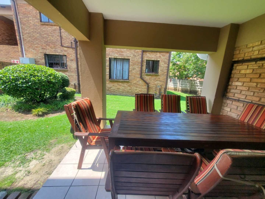 2 Bedroom Property for Sale in Willowbrook Gauteng