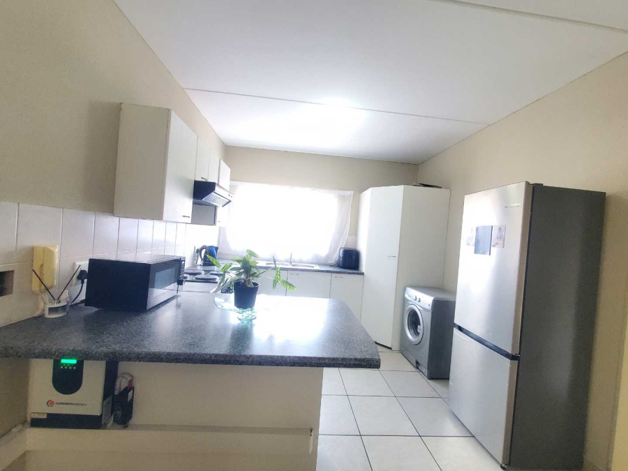 2 Bedroom Property for Sale in Willowbrook Gauteng