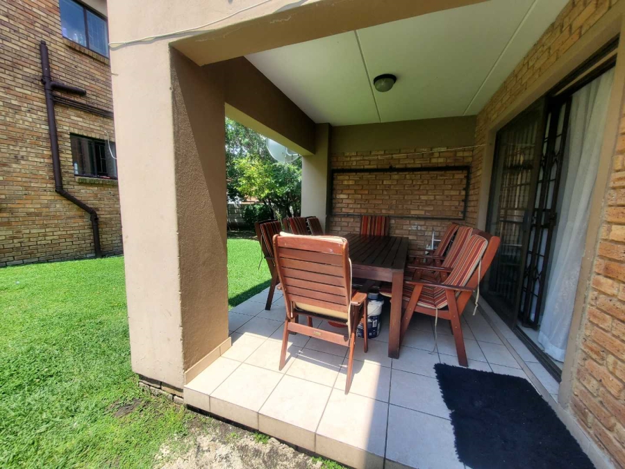 2 Bedroom Property for Sale in Willowbrook Gauteng