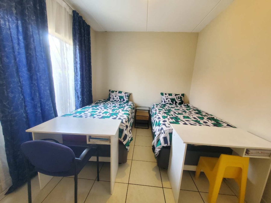 2 Bedroom Property for Sale in Willowbrook Gauteng