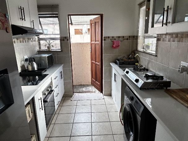 2 Bedroom Property for Sale in Montana Gauteng