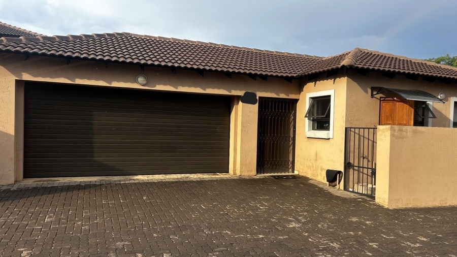 2 Bedroom Property for Sale in Montana Gauteng