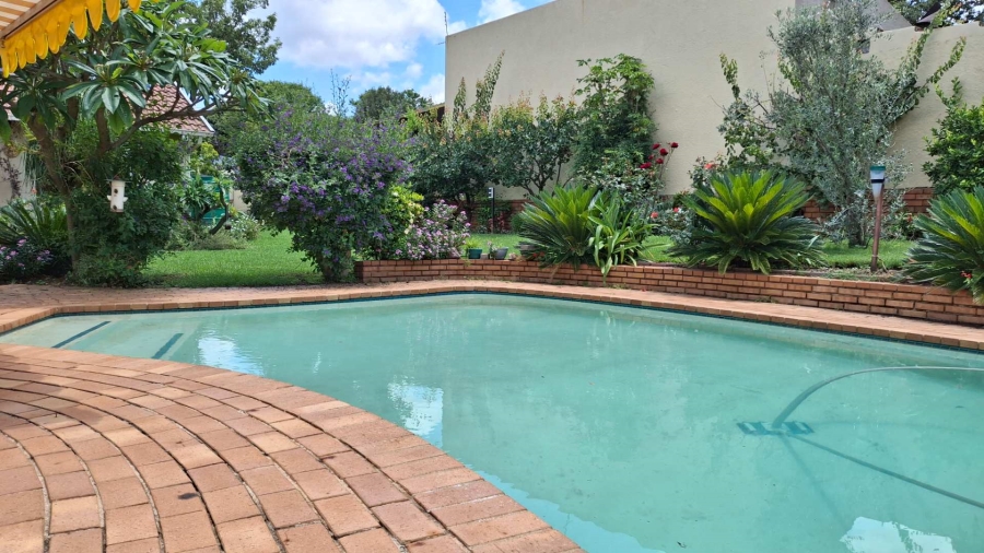 3 Bedroom Property for Sale in Bloubosrand Gauteng